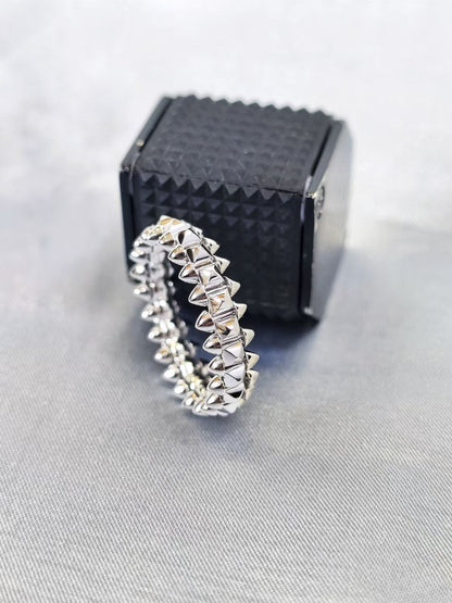 Clash De Cartier Rings