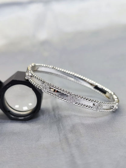 VCA Perlee Bracelets 18K Whitegold