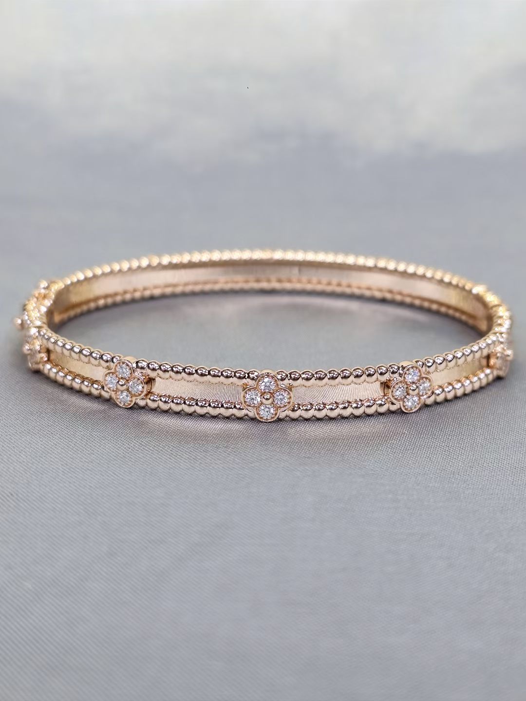 VCA Perlee Bracelets 18K Rosegold