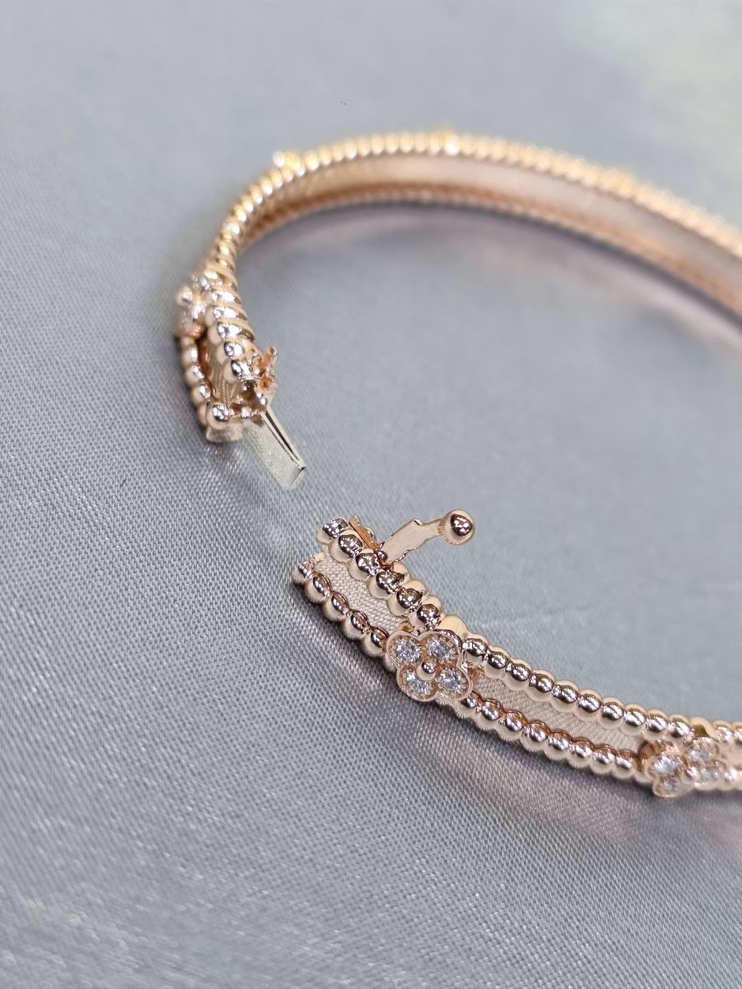 VCA Perlee Bracelets 18K Rosegold