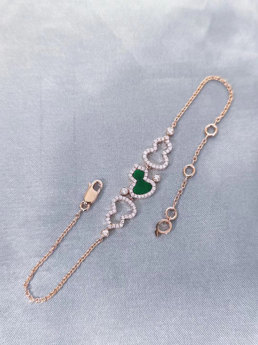WuluWulu small bracelet in 18K rose gold set with jade and diamonds