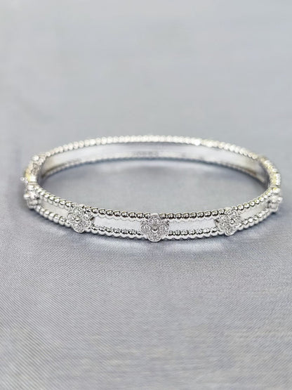 VCA Perlee Bracelets 18K Whitegold