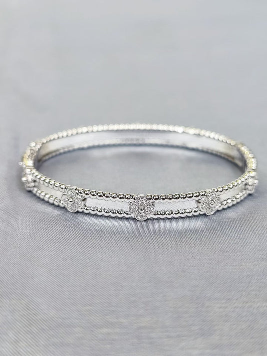 VCA Perlee Bracelets 18K Whitegold